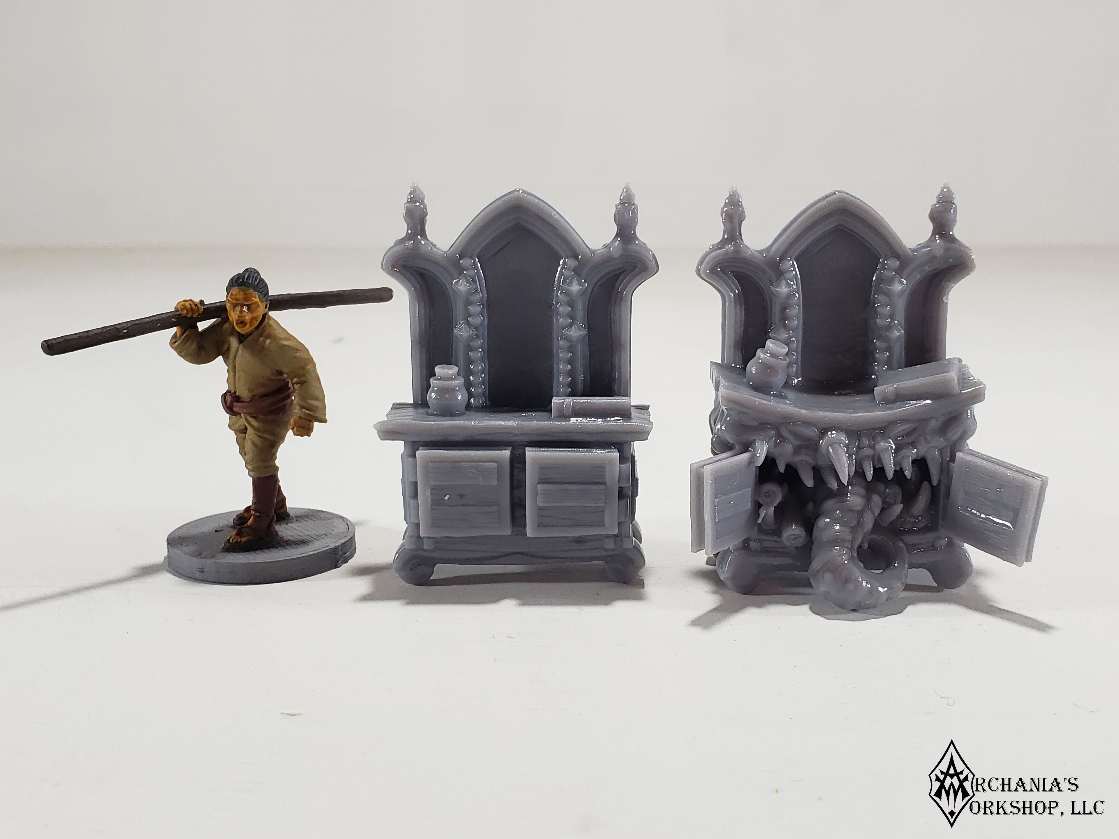 Dresser and Dresser Mimic