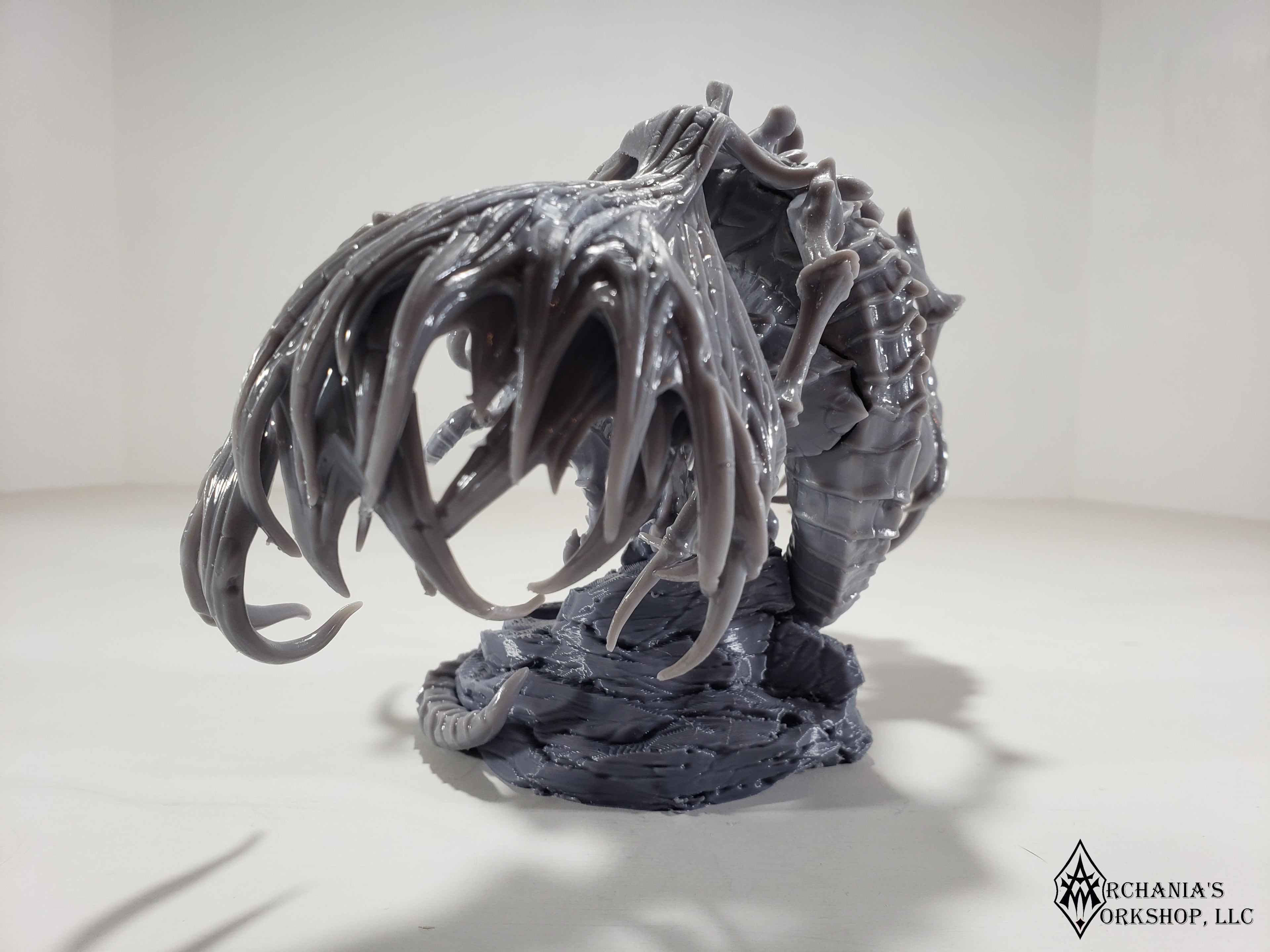 Black D20 Dragon