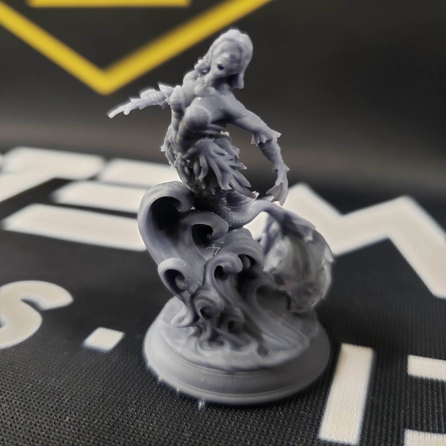 Dyriani Sirens (Angry) - 32mm Scale