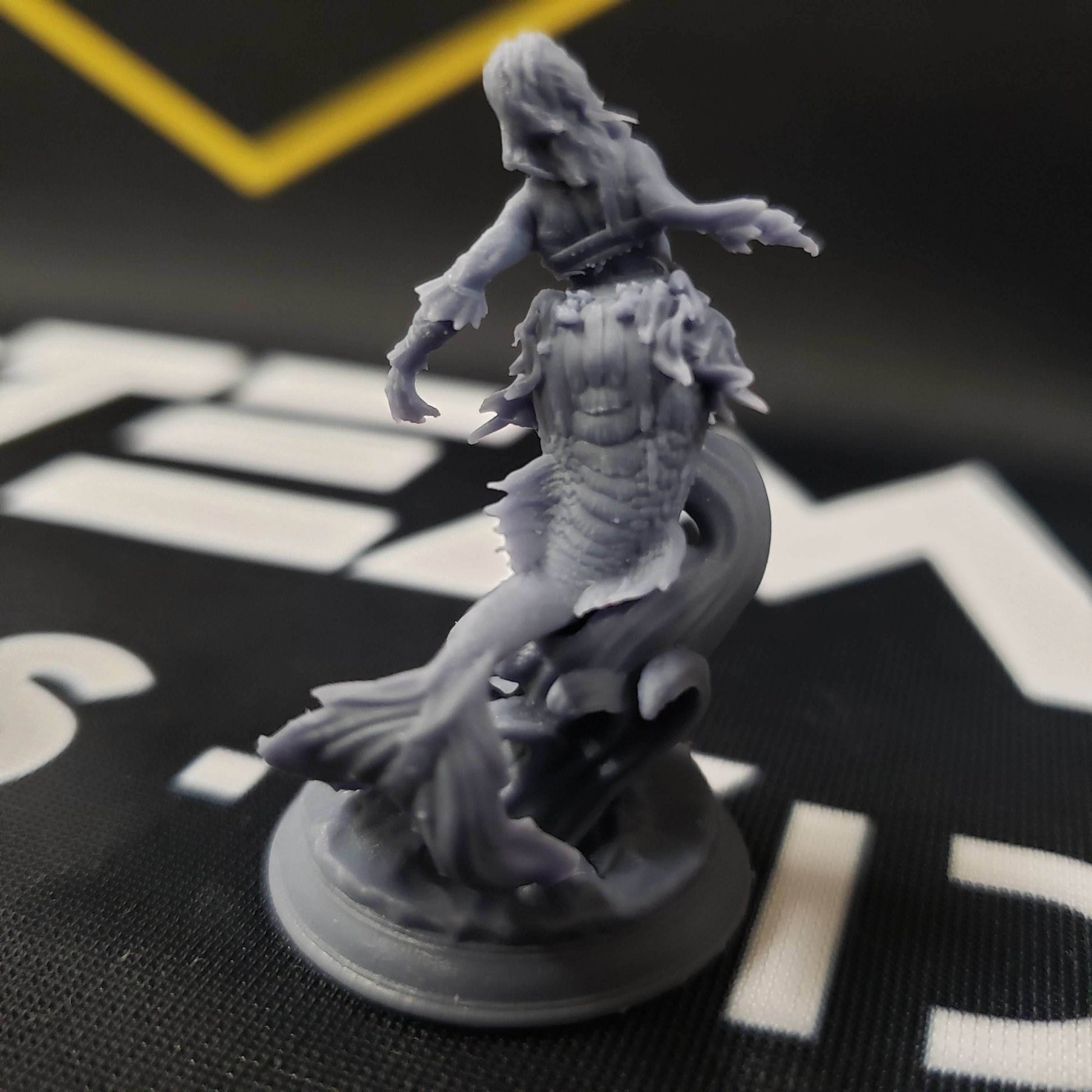 Dyriani Sirens (Angry) - 32mm Scale