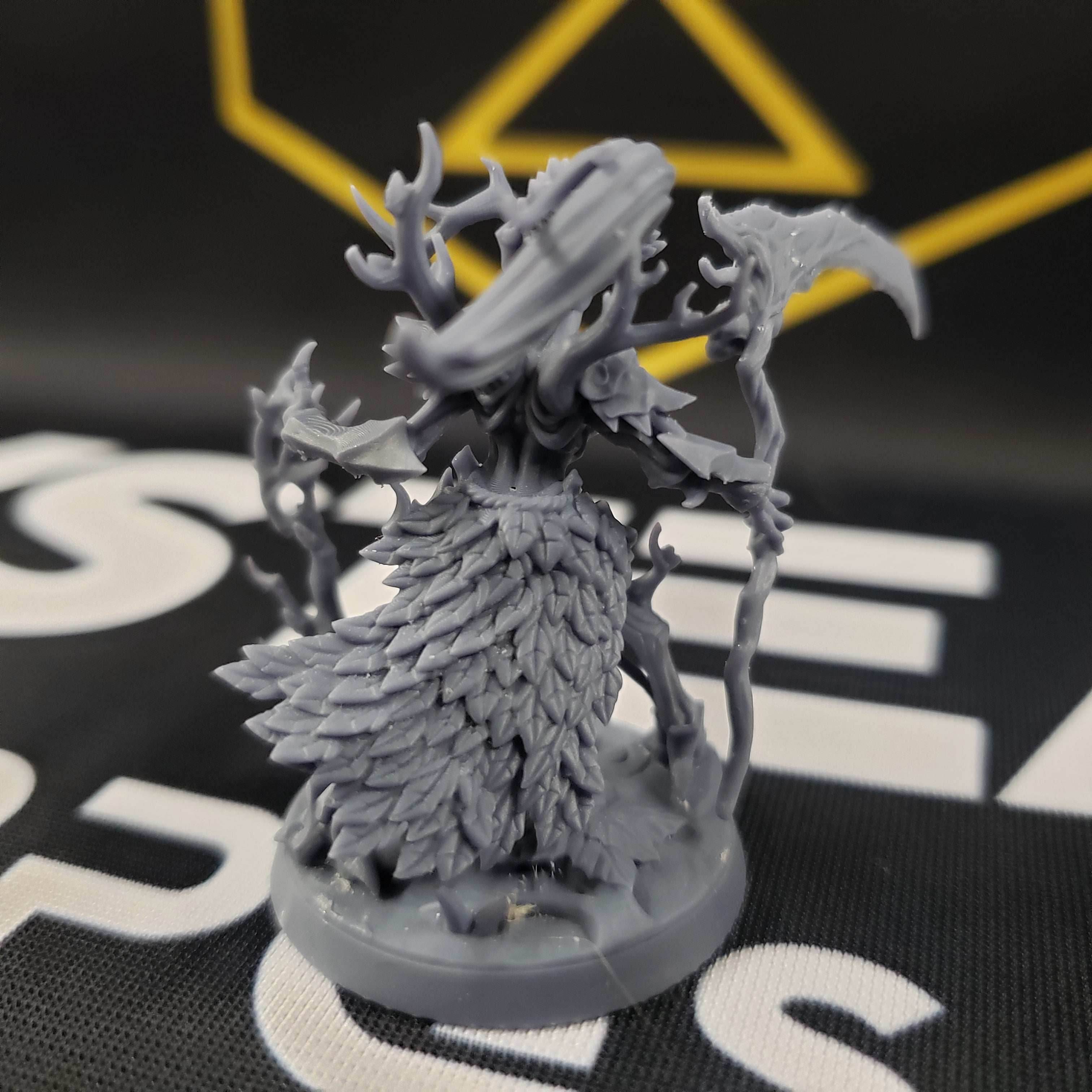 Feydris, Deeproot Enchantress (Female Spriggan Druid) - Casting Spell (Pictured)