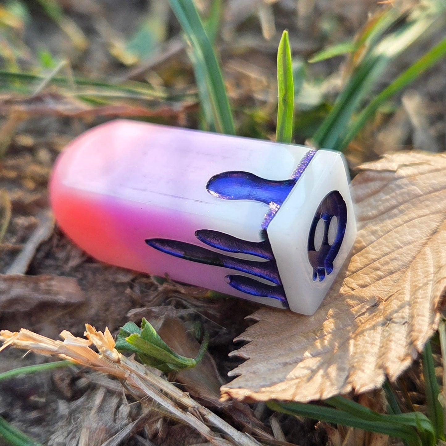 Poisoner's Vial Alternative Shaped Functional TTRPG Handmade Resin D4 Gaming Dice