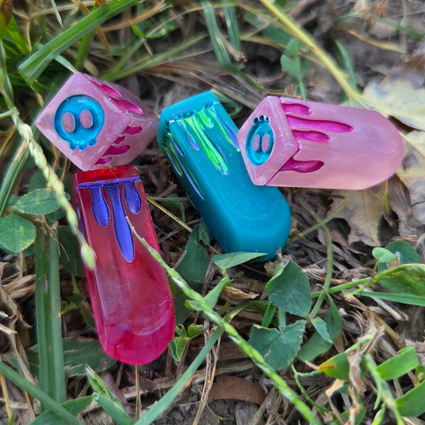 Poisoner's Vial Alternative Shaped Functional TTRPG Handmade Resin D4 Gaming Dice