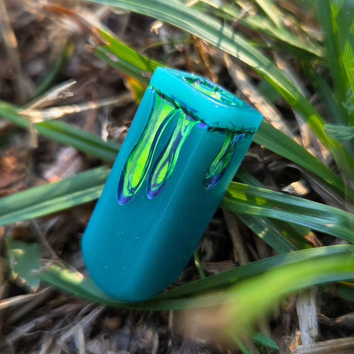 Poisoner's Vial Alternative Shaped Functional TTRPG Handmade Resin D4 Gaming Dice