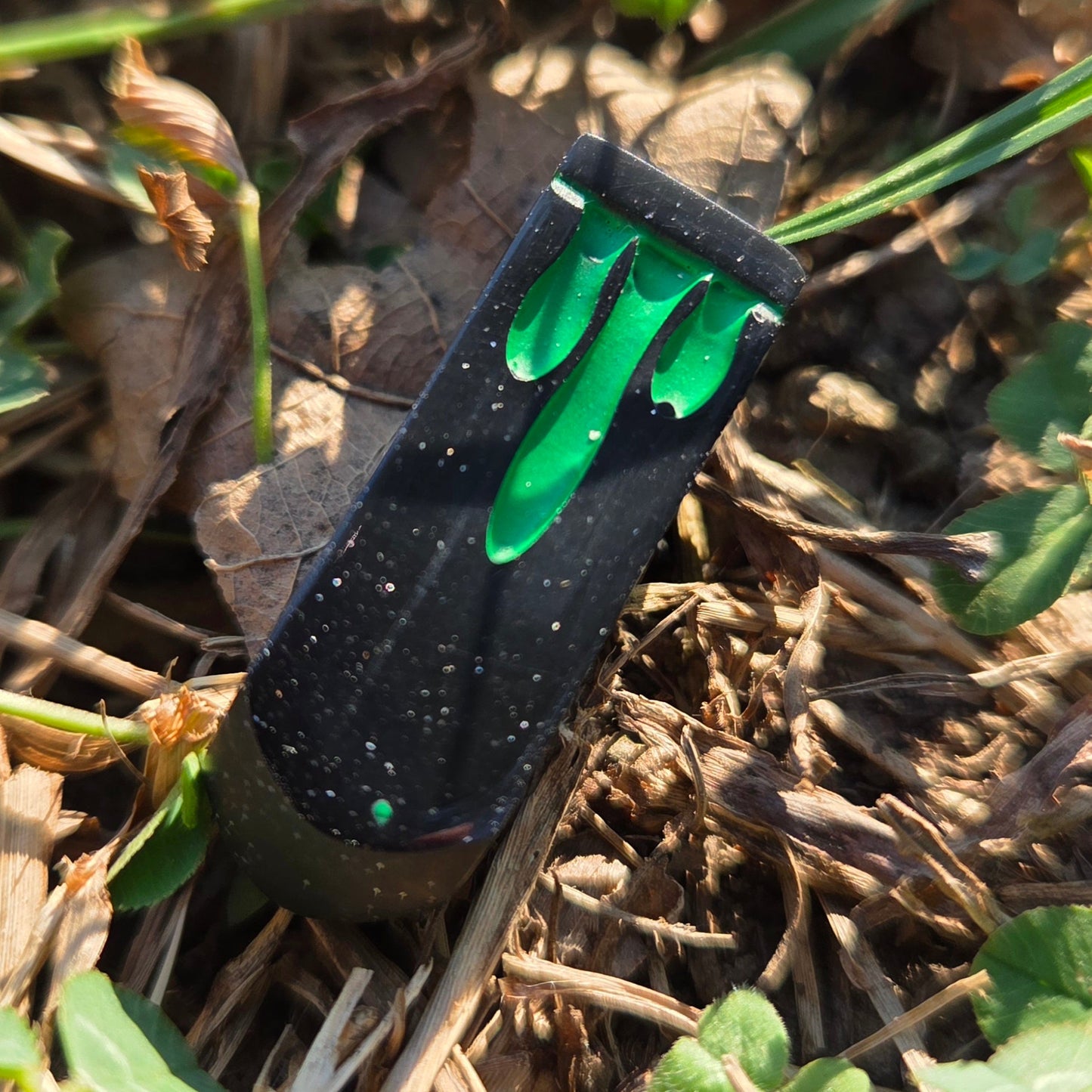 Poisoner's Vial Alternative Shaped Functional TTRPG Handmade Resin D4 Gaming Dice