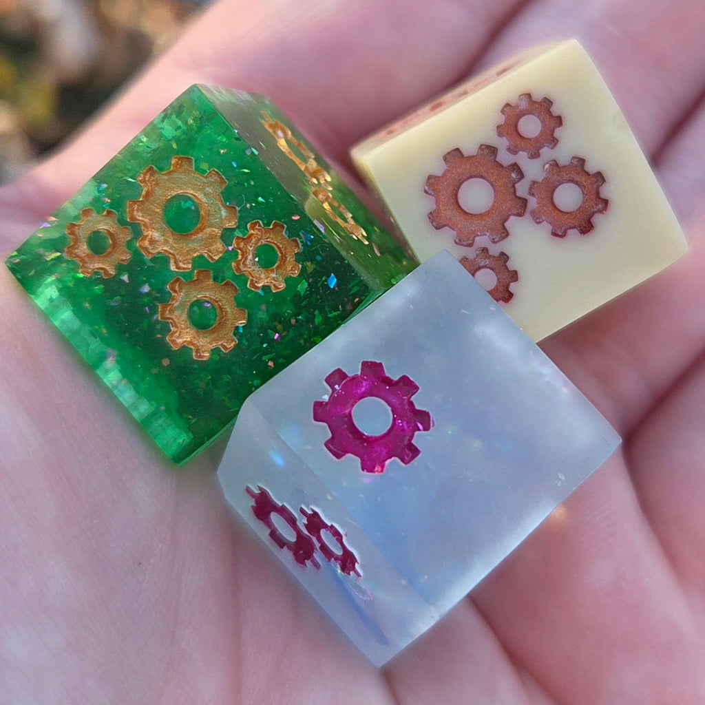 'Grinding Gears' Individual Oversized Handmade Resin Steampunk Gears TTRPG Polyhedral 20mm Gaming Dice