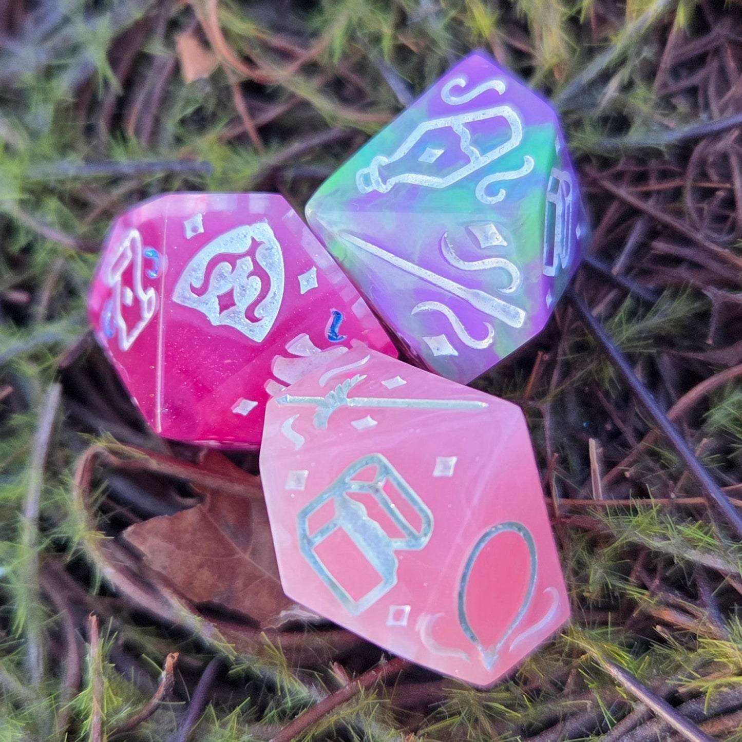 Magical Item Randomizer Handmade Resin DM D10 TTRPG Gaming Dice