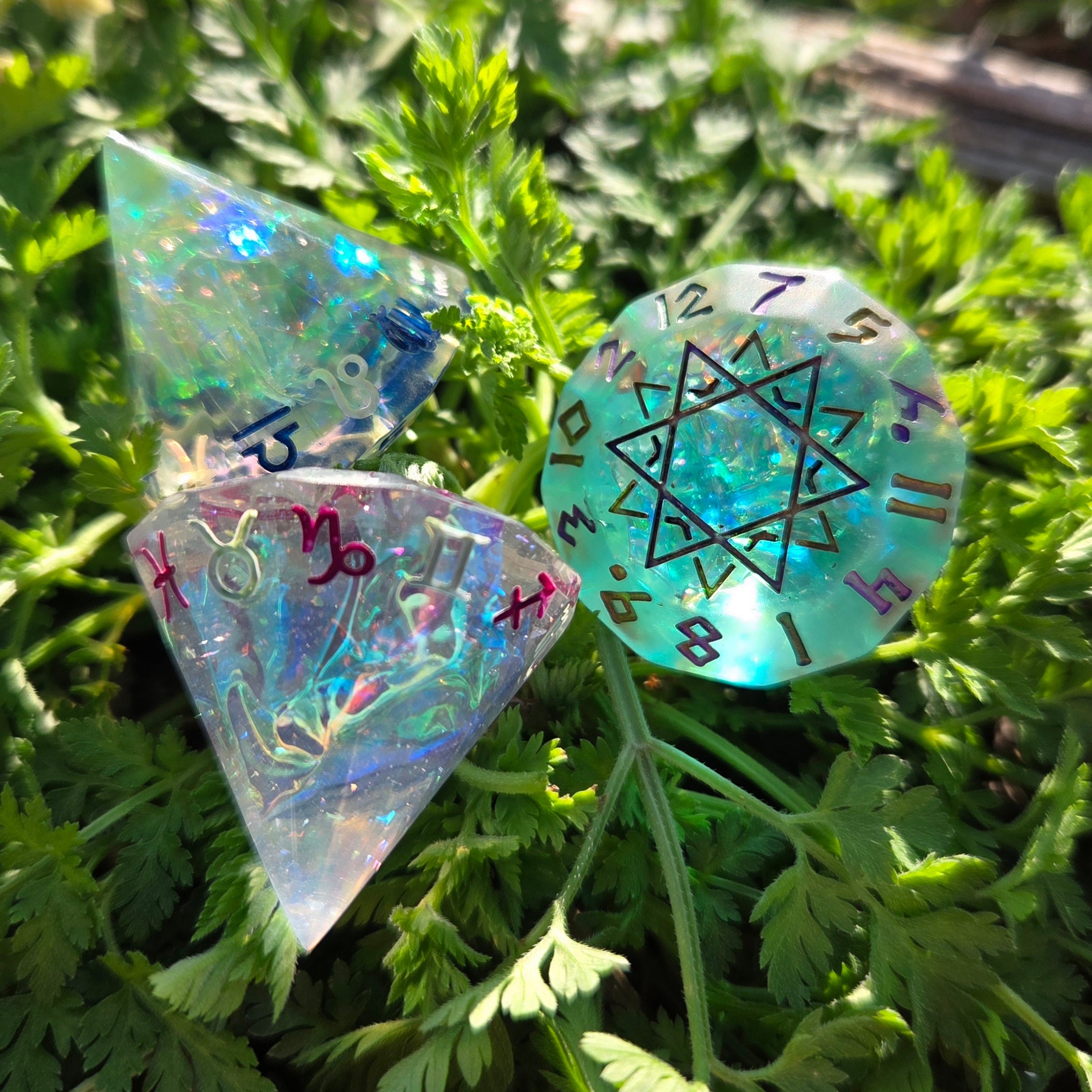 'Rainbow Diamonds' Zodiac D12 Gaming Dice