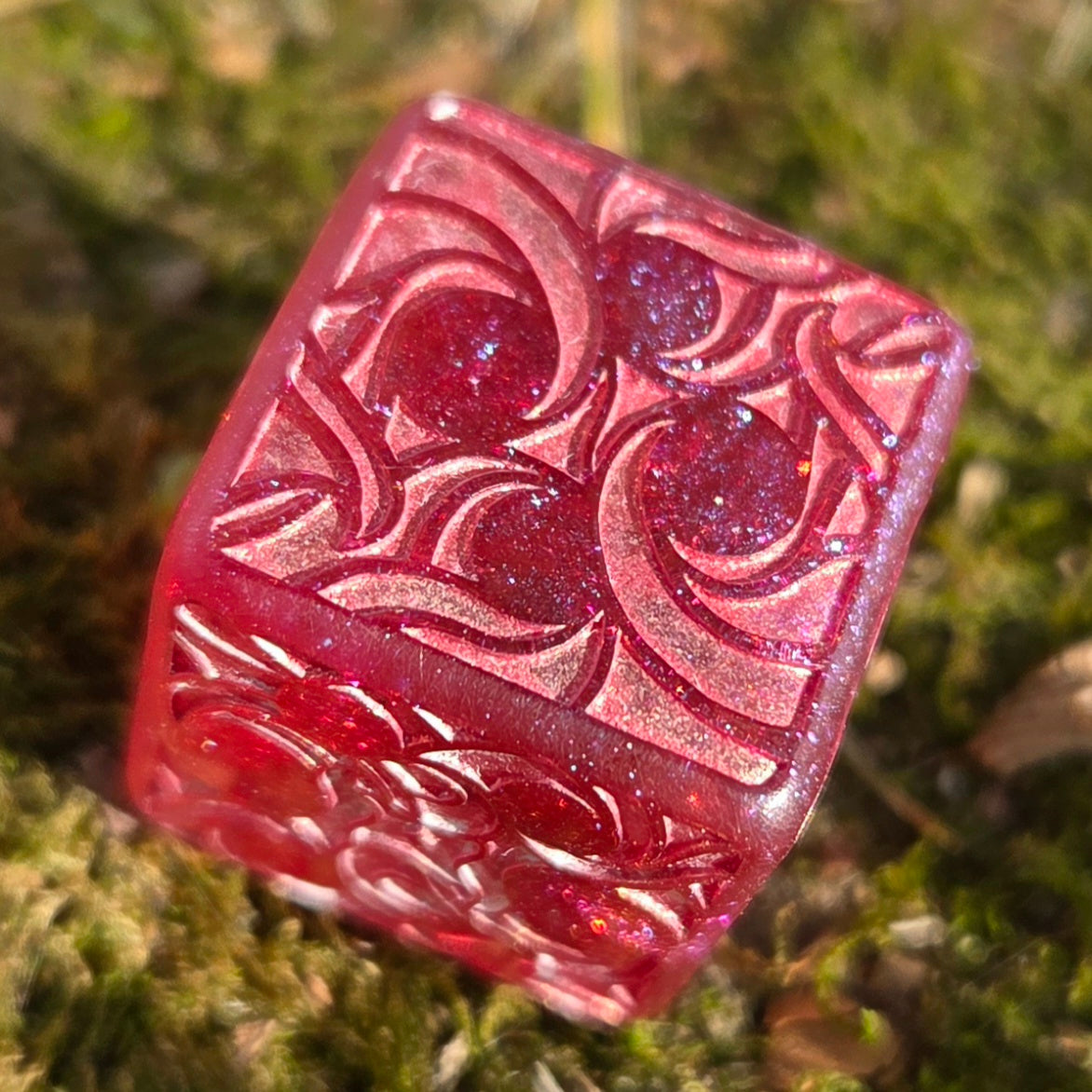 'Making Waves' Handpainted Handmade Colorshifting Resin Pipped Oversized D6 Polyhedral Gaming Dice