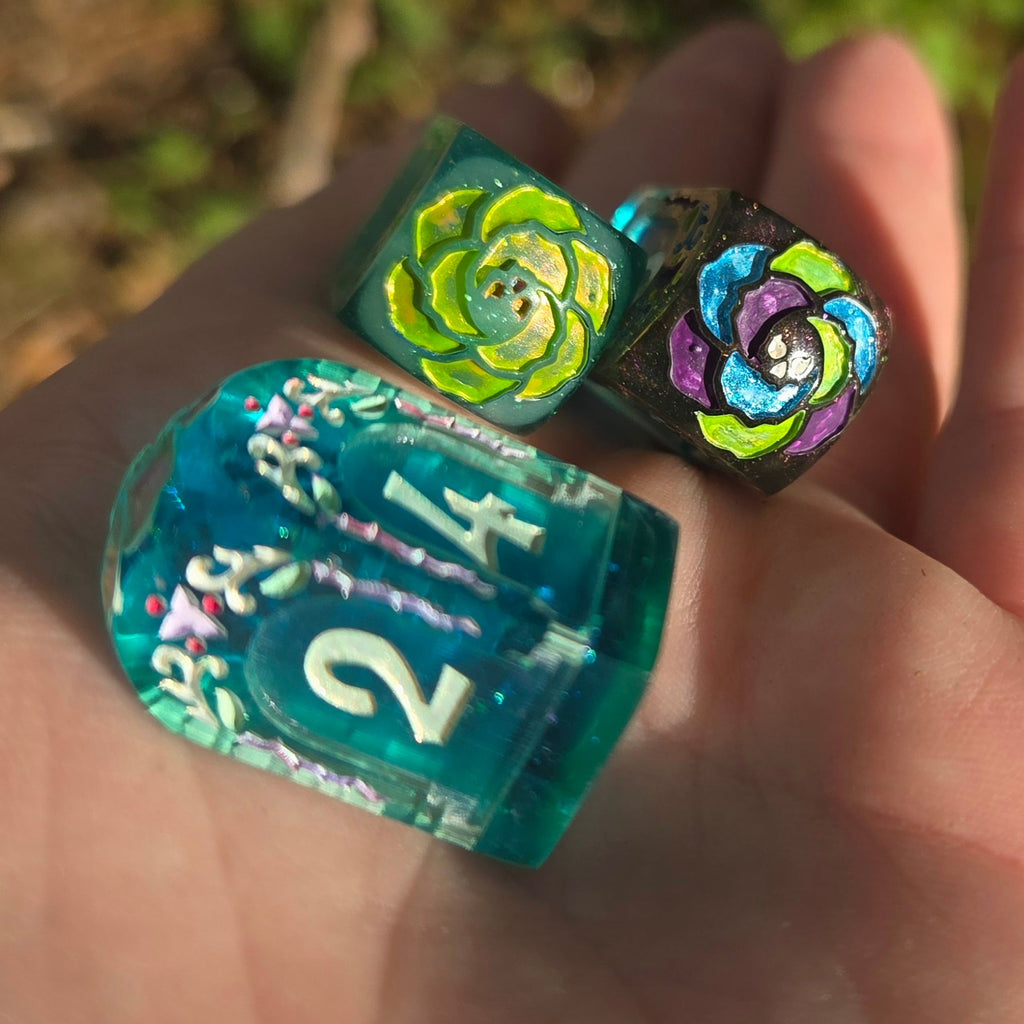 'Beyond the Grave' Handmade Resin OOAK Individual Alternative Grave Floral Skull Shaped Style D4 TTRPG Gaming Dice