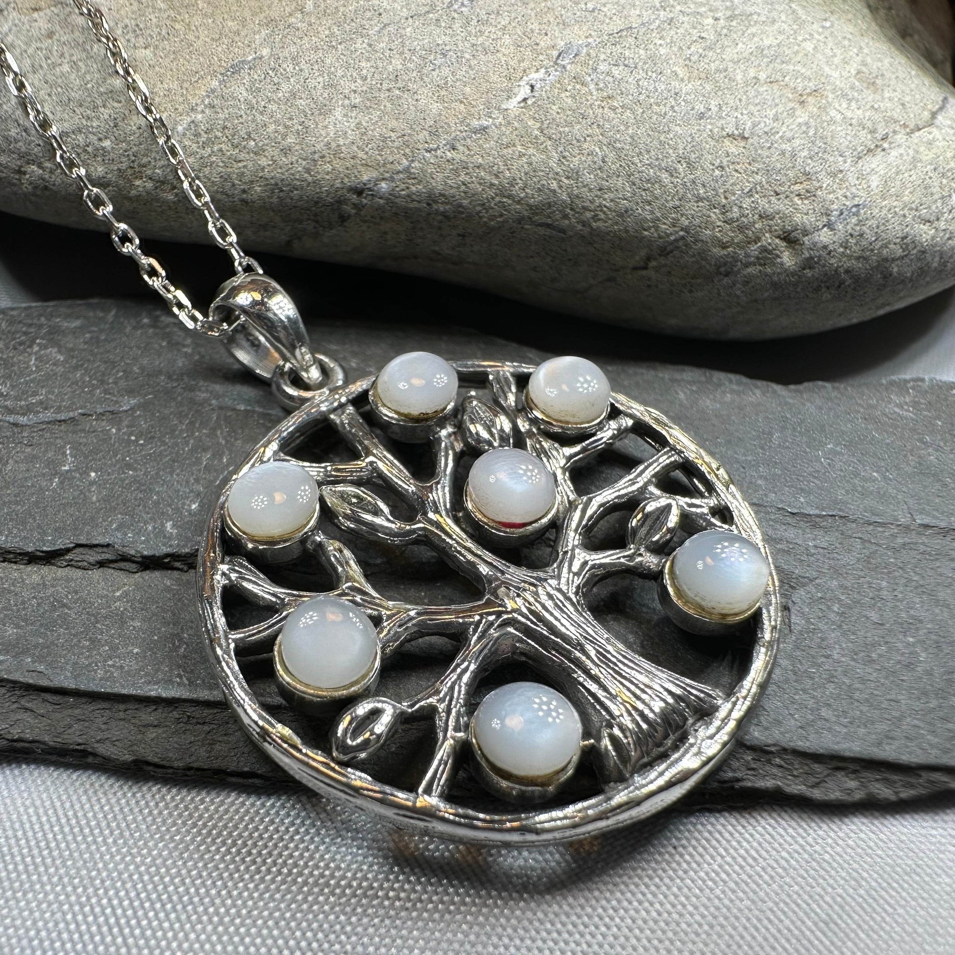 Anice Tree of Life Necklace - Mother of Pearl