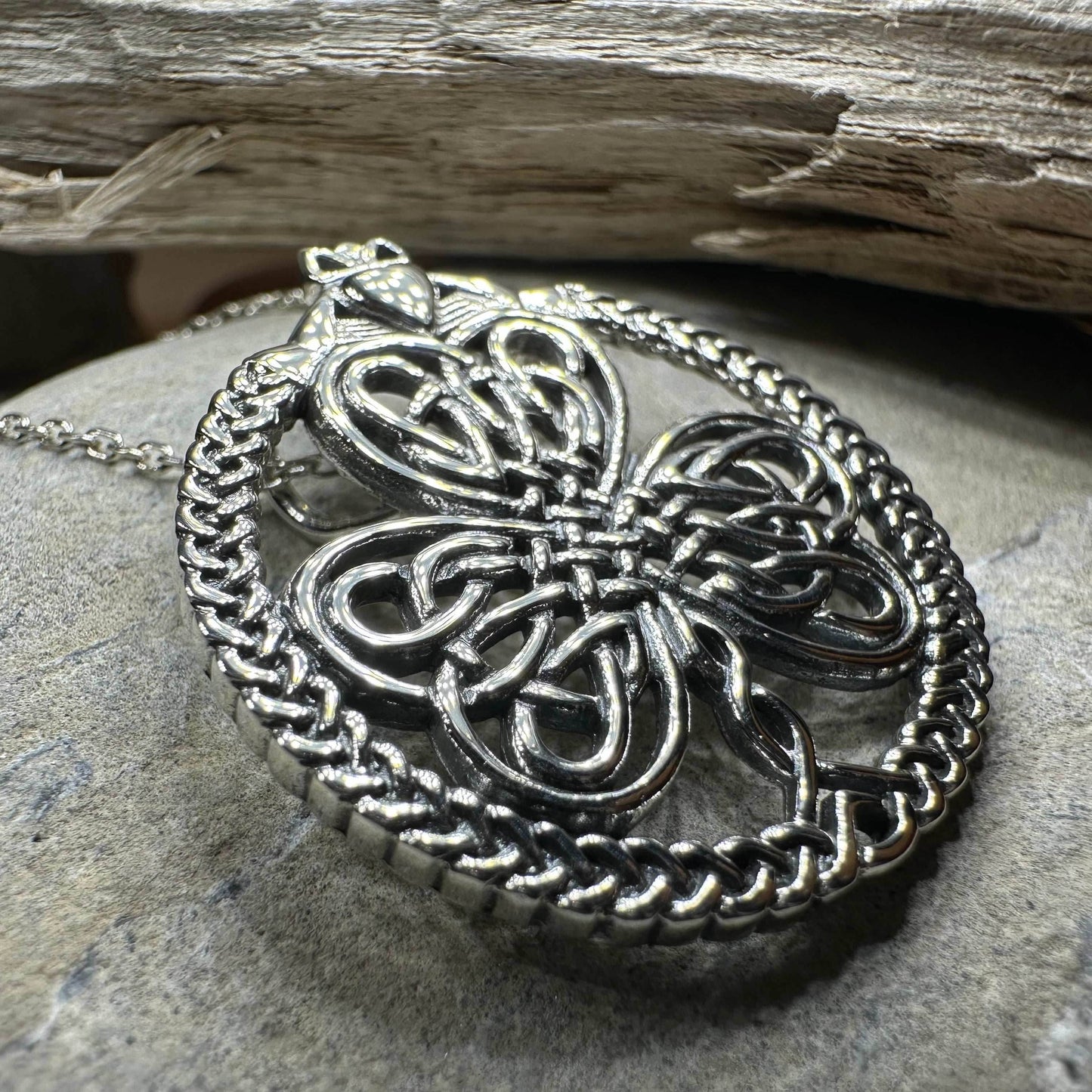 Sylvania Shamrock Necklace - 