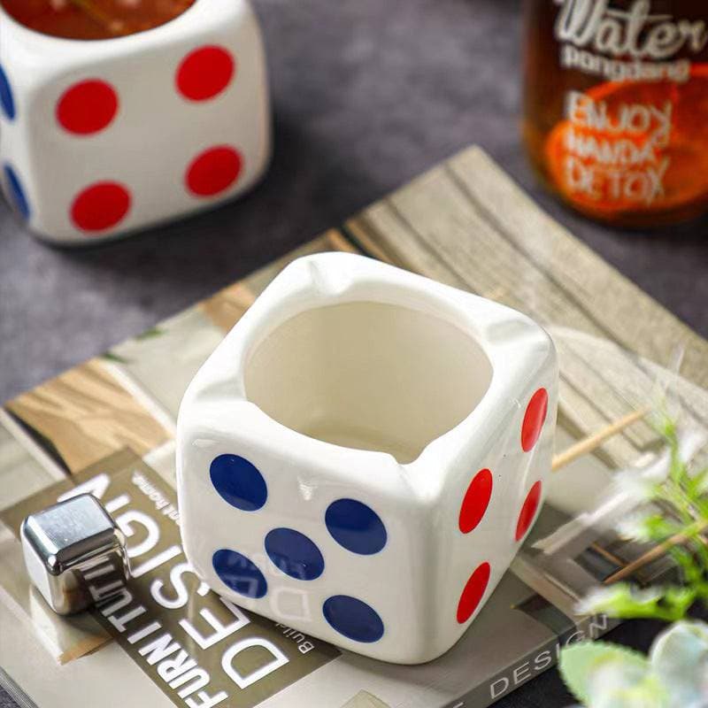Chinese Dice Ashtray Cute Creativity - Role-Players