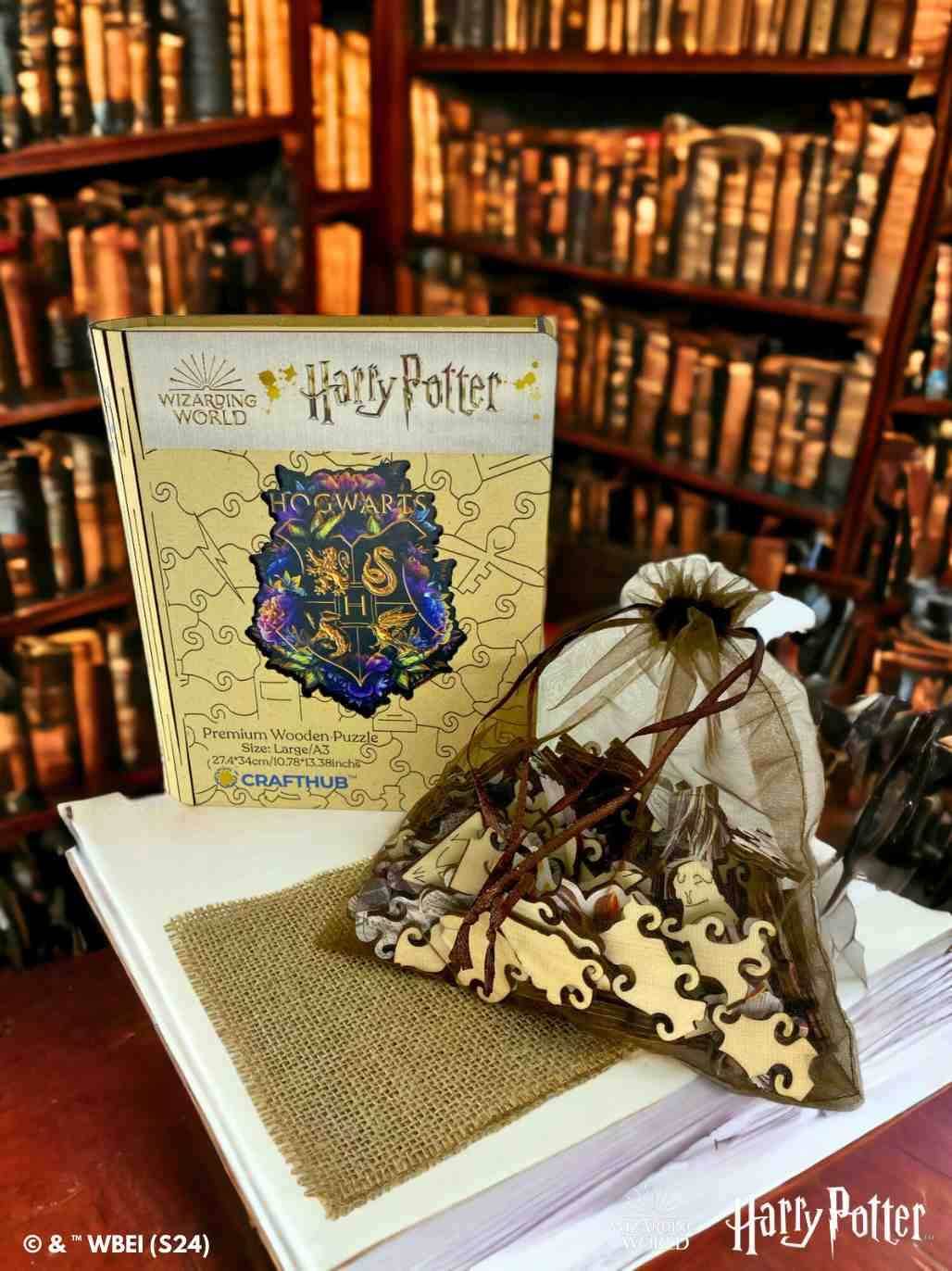 Harry Potter - Hogwarts Crest - Fine Oddities Wooden Jigsaw Puzzle - A4 + Wooden Gift Box