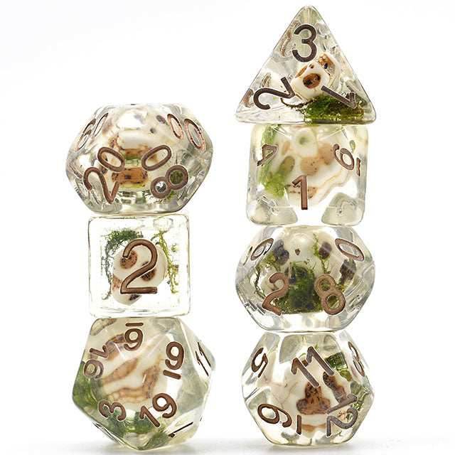 Skull Dice w/ Moss Halloween Resin 7-Dice - 