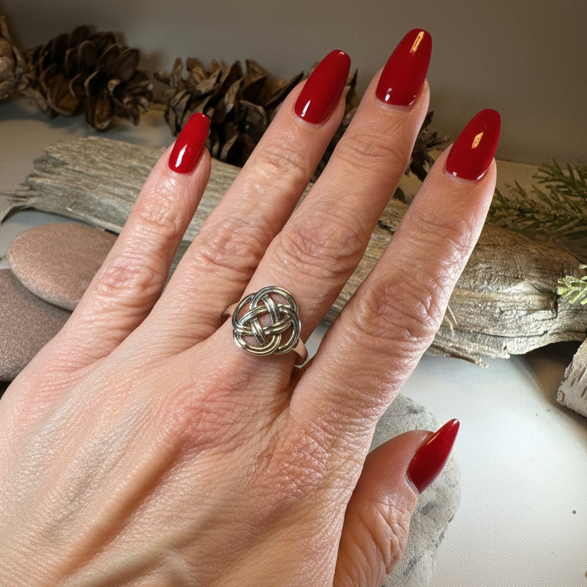 Ailre Celtic Knot Ring