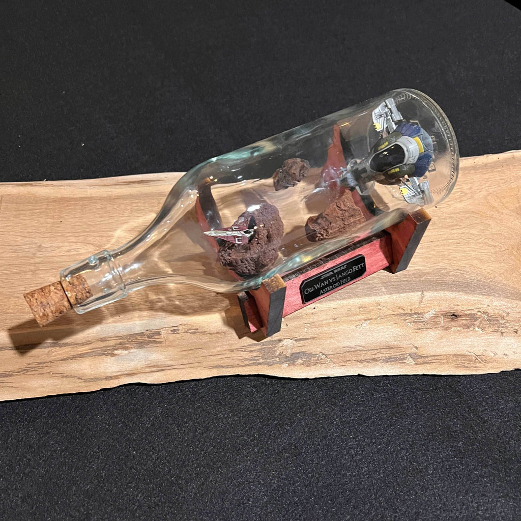 Star Wars Obi-Wan vs Jango Fett in a Bottle - 