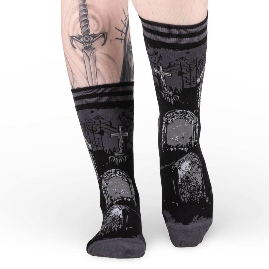Garden of the Dead Crew Socks - 