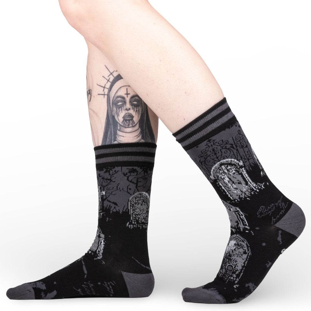 Garden of the Dead Crew Socks - 