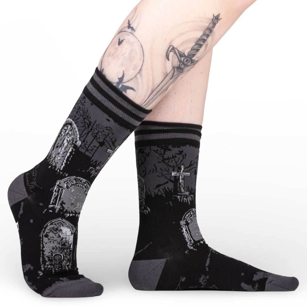 Garden of the Dead Crew Socks - 