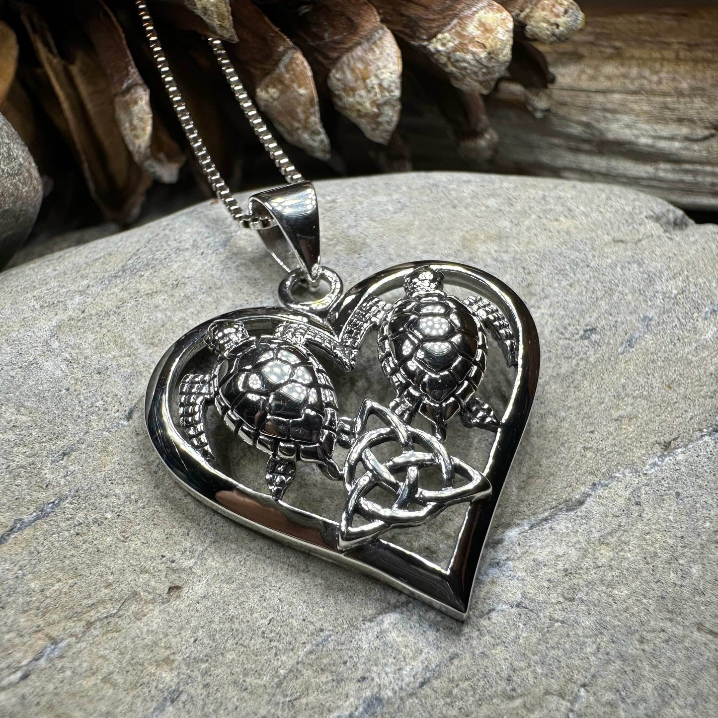Celtic Turtle Lovers Necklace - 18