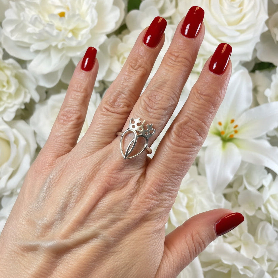 Lady Arieen Luckenbooth Ring