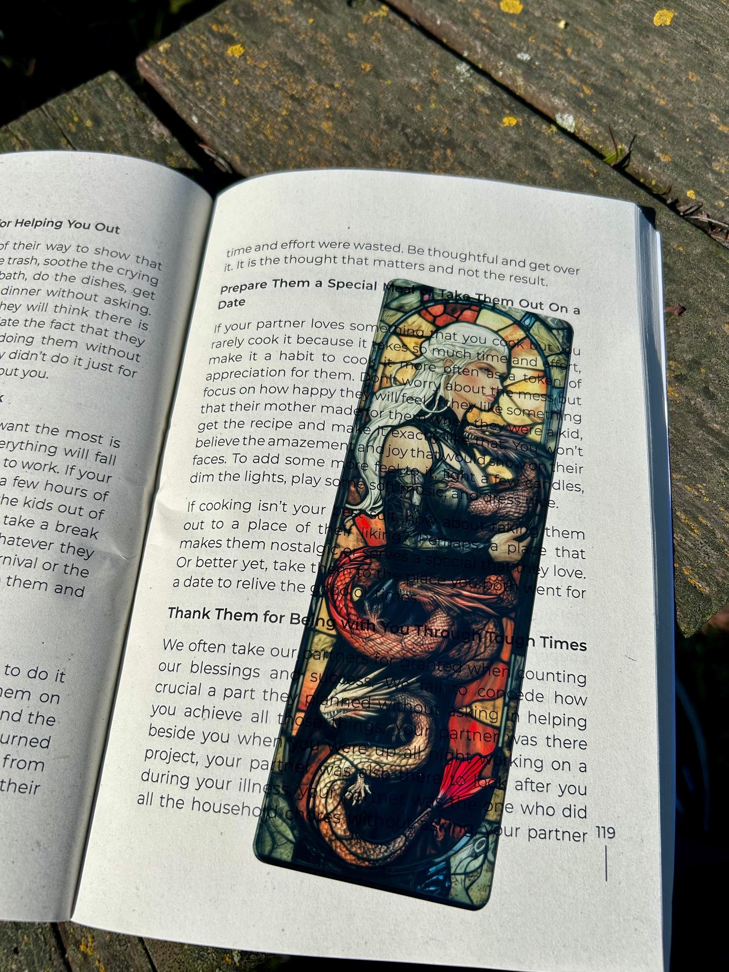Mother of Dragons Bookmark – Mythical Creature Art, Fantasy Lover Gift, Dragon Queen Theme, Epic Fantasy Aesthetic, Unique Reading Accessory