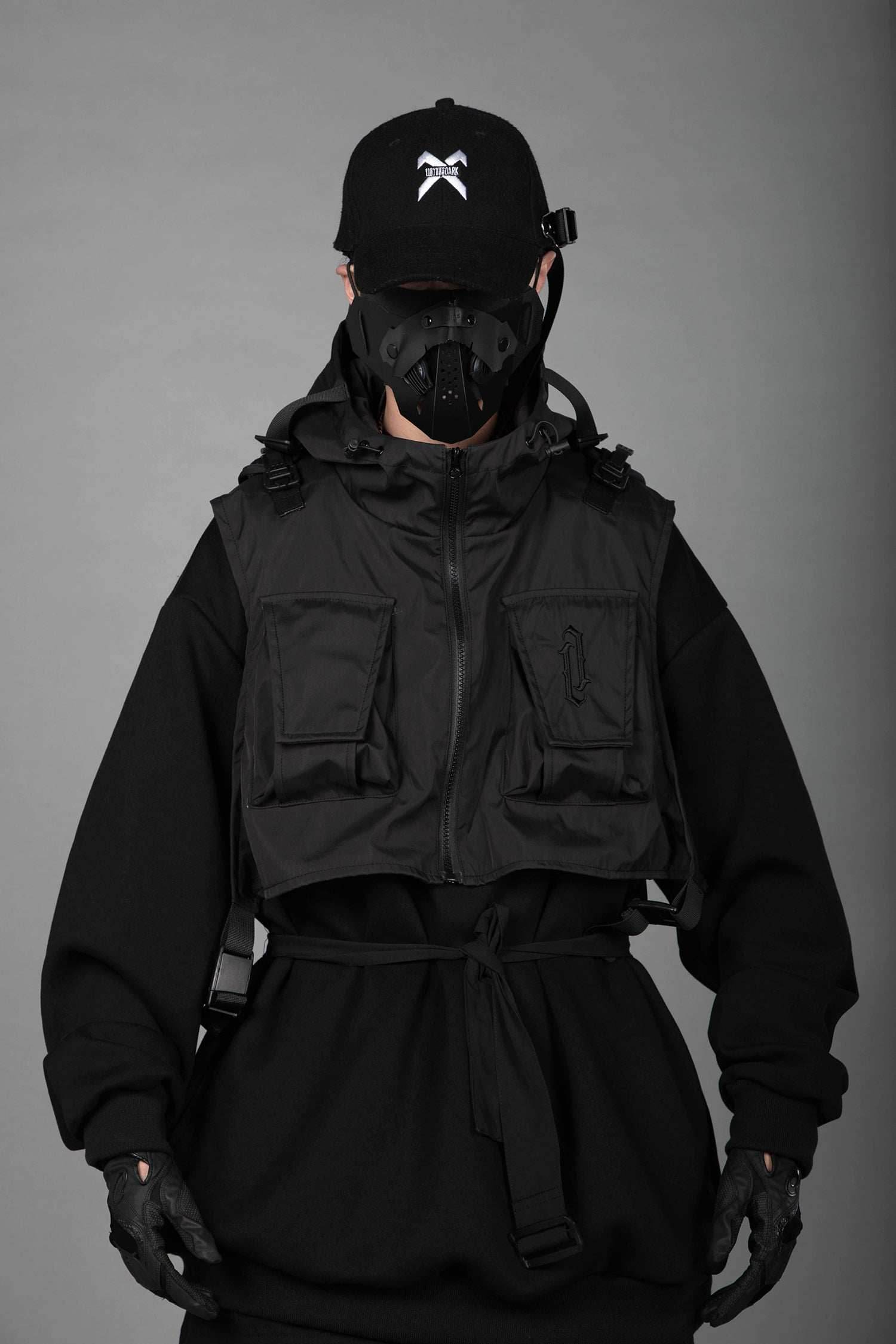 HiH34 Black Tech Guard Hoodie - Black / M
