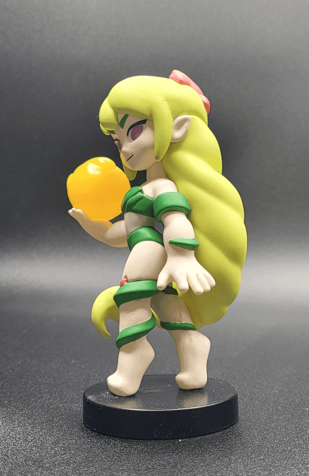 BACK IN STOCK in North America! Dryad Terraria Figure - 