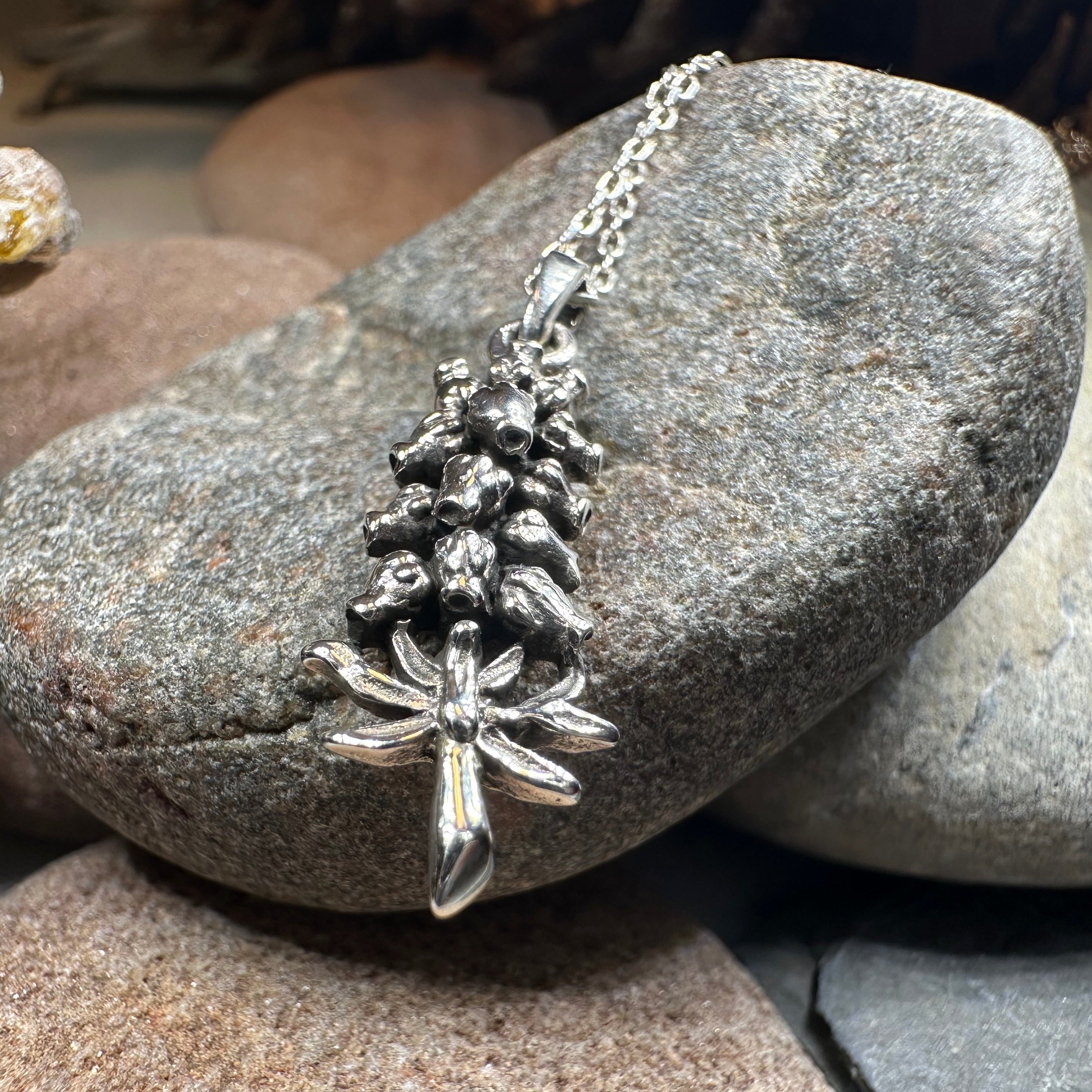 Elegant Bluebell Necklace