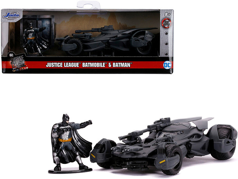 2017 Batmobile with Diecast Batman Figurine "Justice League" (2017) Movie "DC Comics" "Hollywood Rides" Series 1/32 Diecast Model Car by Jada-0