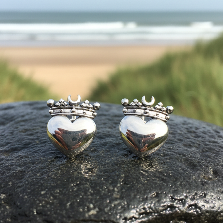 Celtic Claddagh Post Earrings