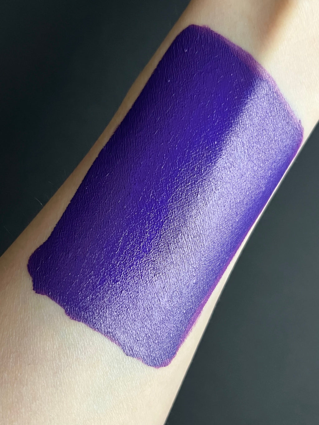 32 - Indigo (Purple) Water Activated Graphic Liner