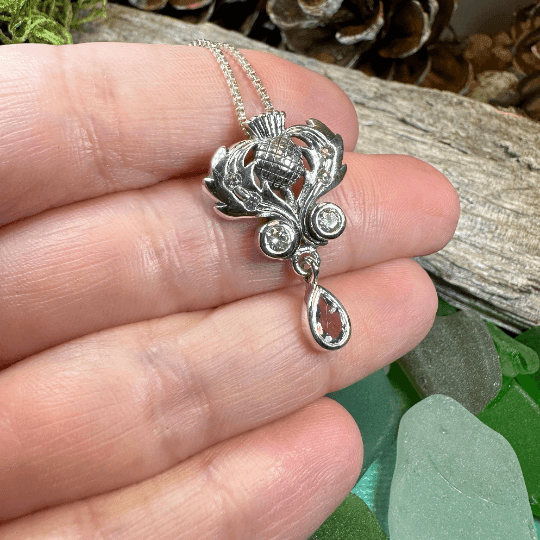 Scottish Aberdeen Thistle Necklace - Amethyst / 18