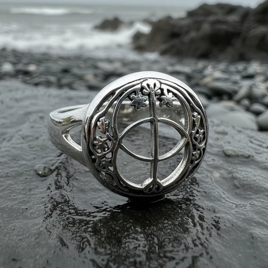 Chalice Well Ring