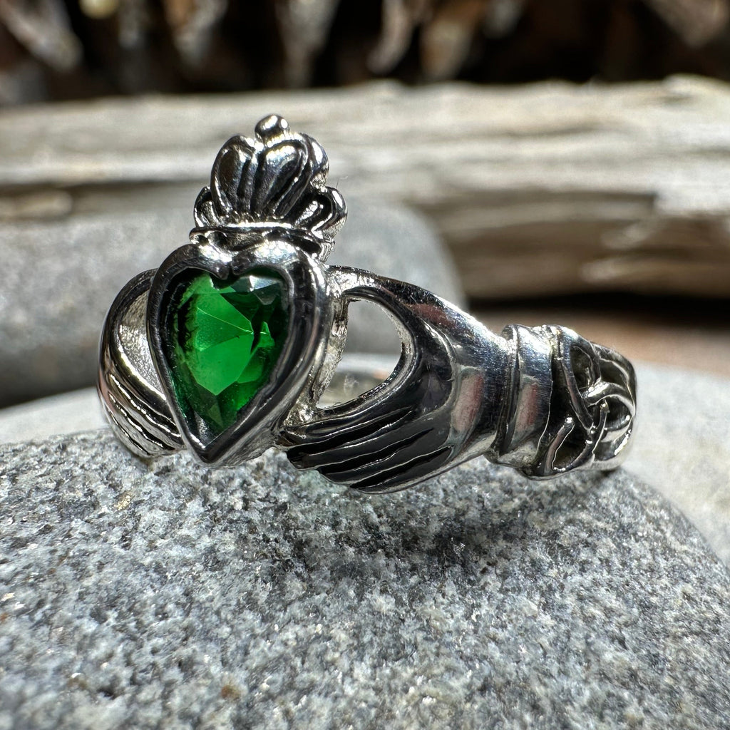 Claddagh Trinity Knot Ring
