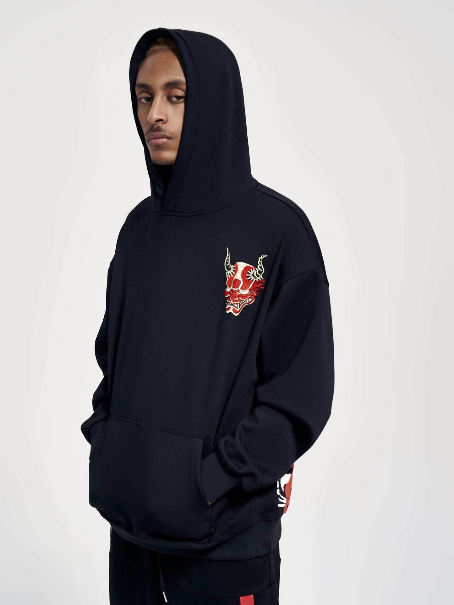 KH9060 Red Demon Embroidery Hoodie - Black / S