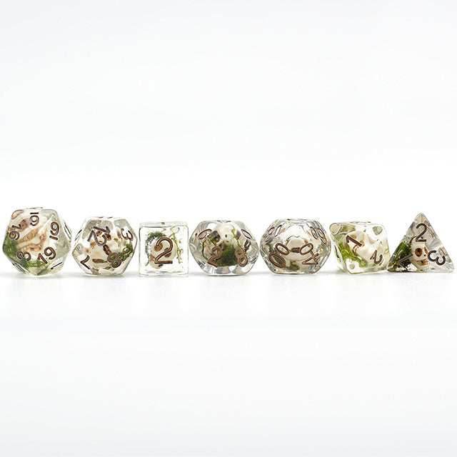 Skull Dice w/ Moss Halloween Resin 7-Dice - 