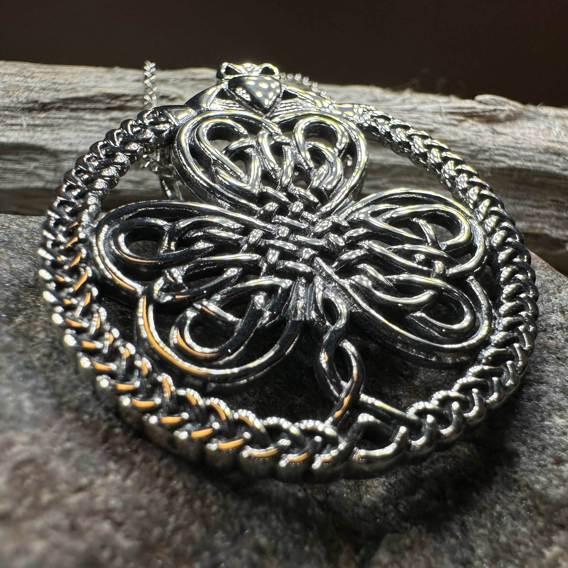 Sylvania Shamrock Necklace - 