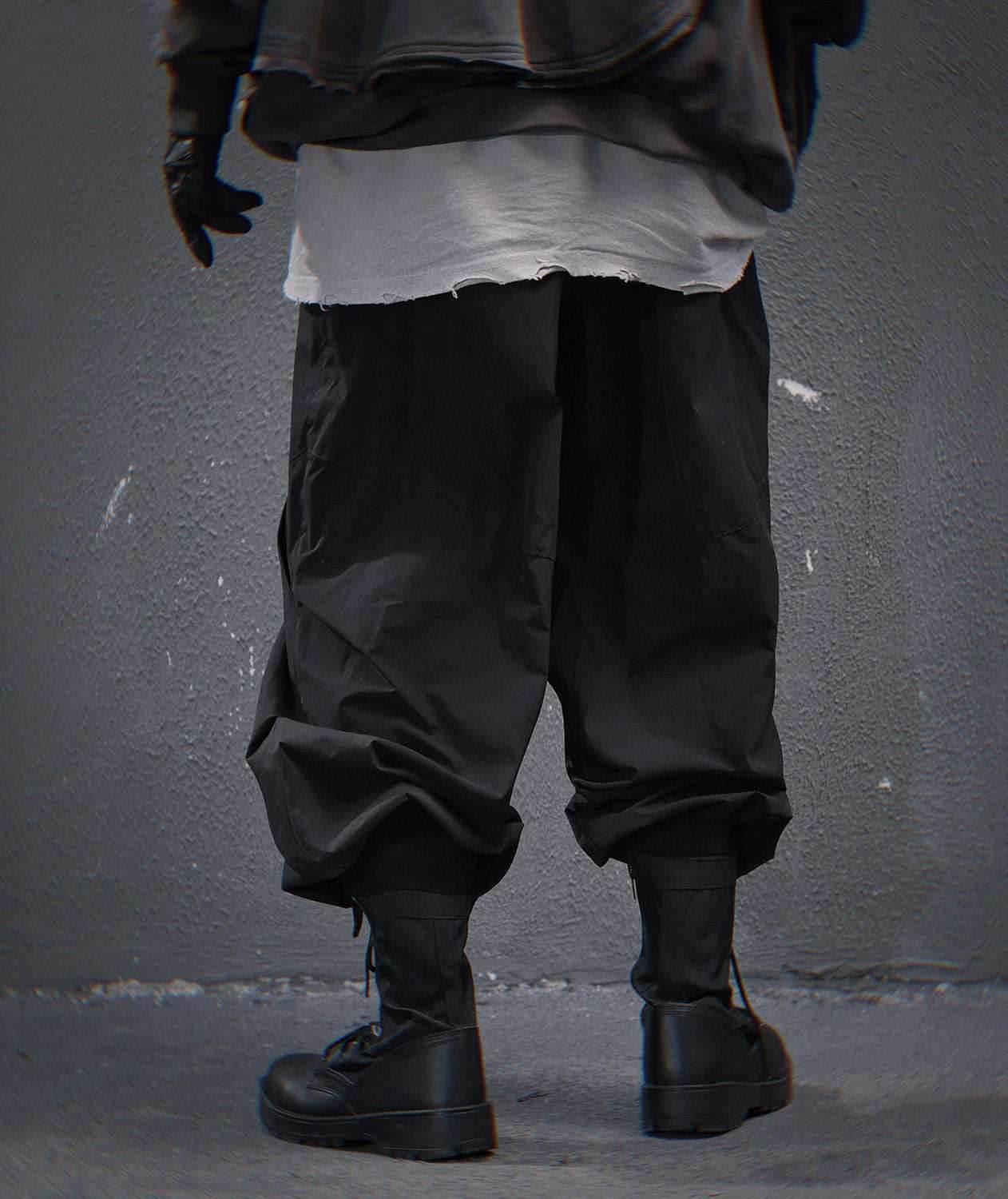 HiP81 Black I-Tech Lightweight Pants - M