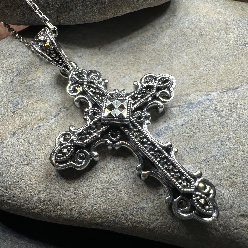 Scottish Skinnet Cross Necklace