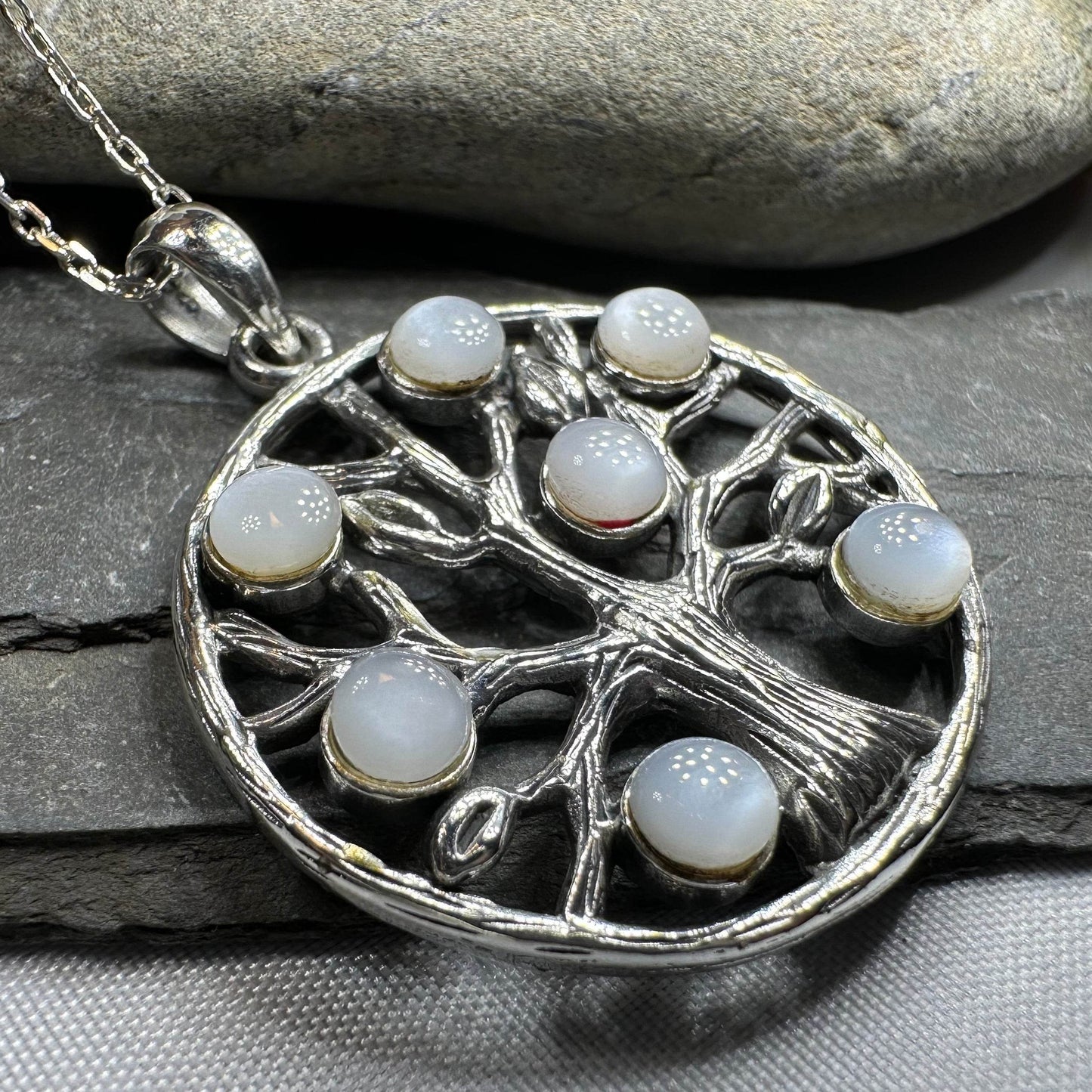 Anice Tree of Life Necklace - Mother of Pearl