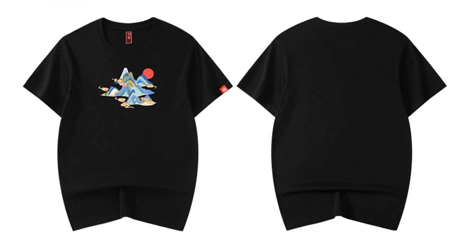 KH740 Mountains Embroidery Tee - White / S