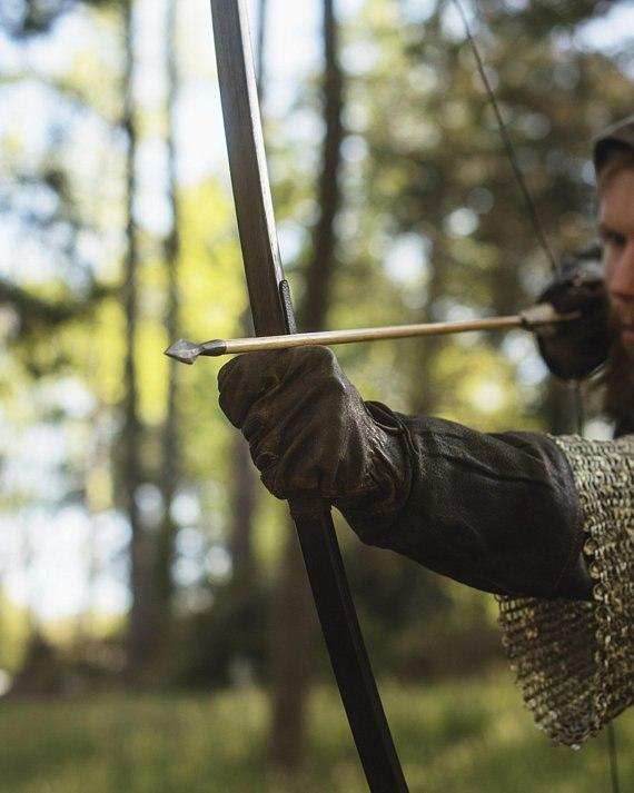 Medieval English Longbow - 20-25