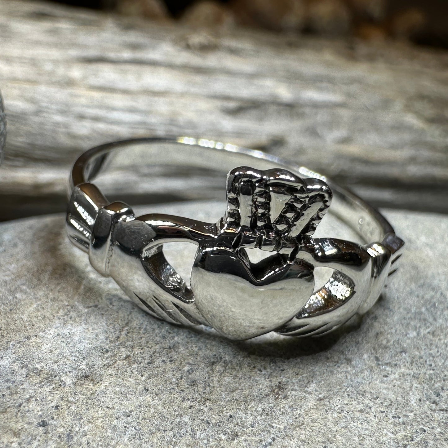 Irish Claddagh Celtic Knot Ring