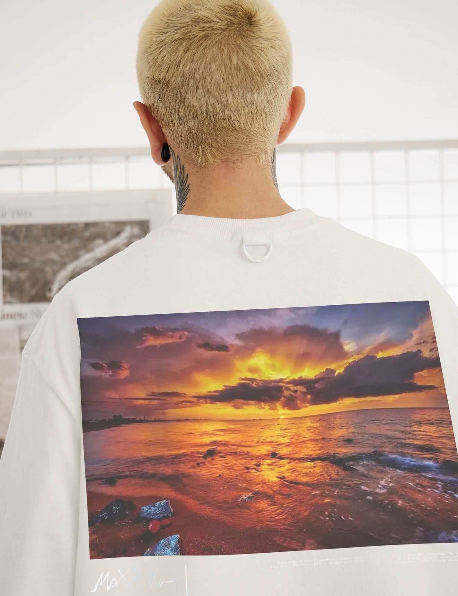 Sunset Beach Tee - Black / S
