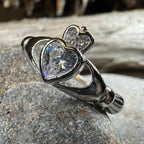 Debutante Claddagh Ring