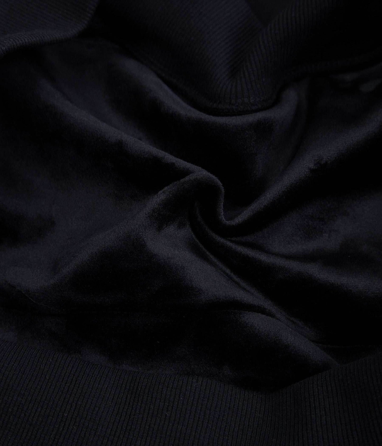 KH9232 Mountains Embroidery Hoodie - Black / S