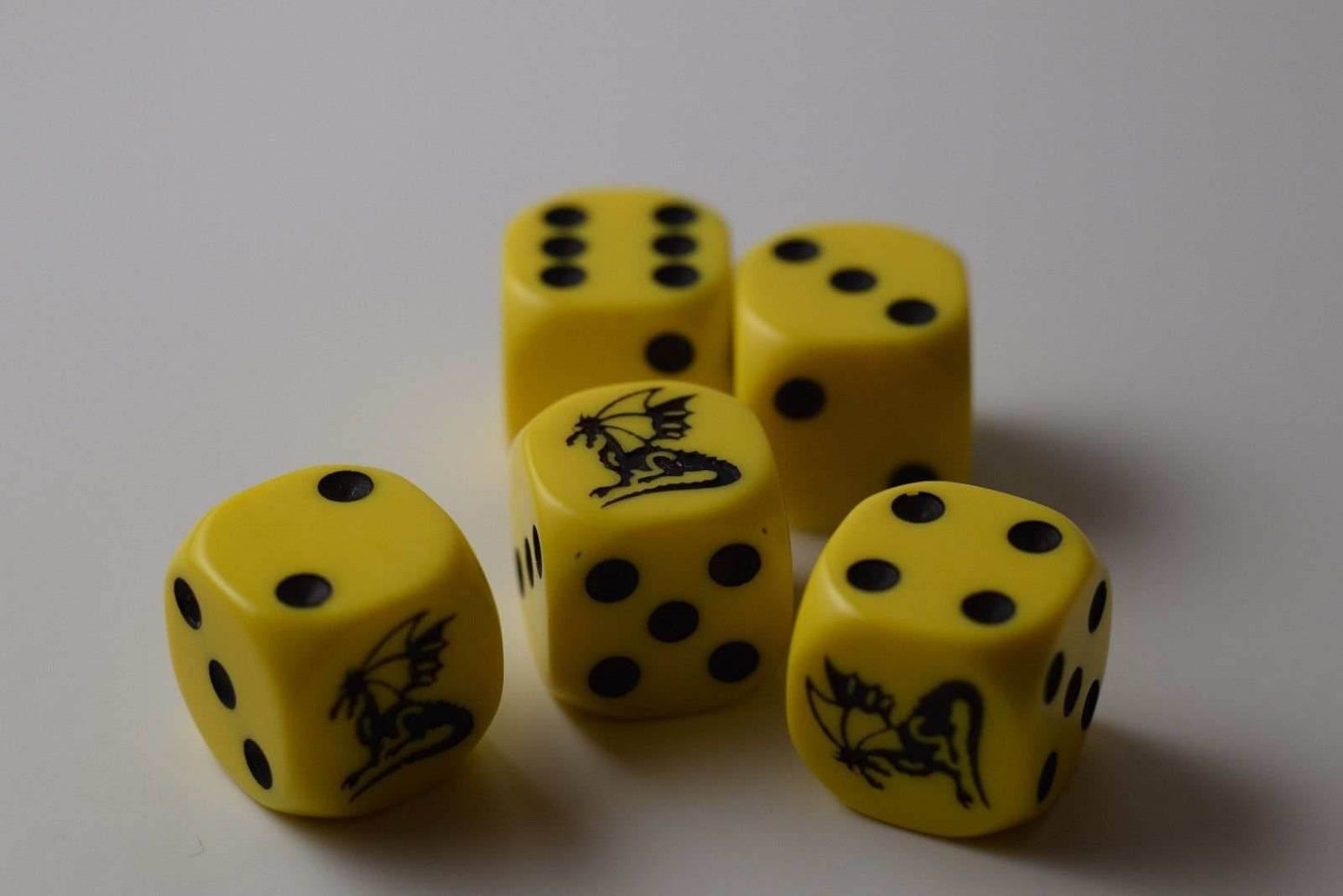 NEW Set of 5 Dragon Yellow w/Black Dice D&D RPG Game 16mm Six Sided D6 Koplow - 