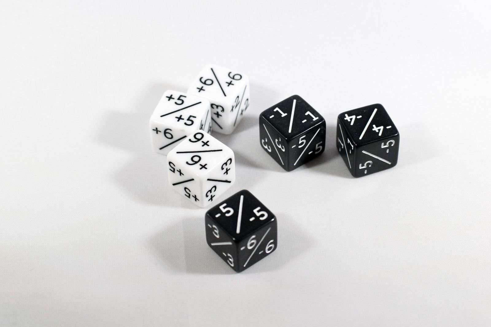 White & Black D6 MTG +1 & -1 Counter Dice - 6 Pack - Magic: The Gathering DnD - 